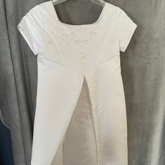 Allie Wade white girls formal dress - Picture 3 of 6